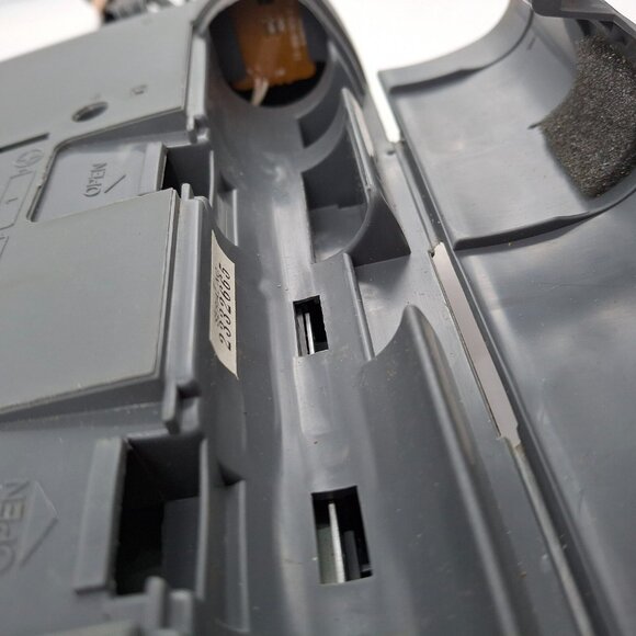 Sony Cassette-Corder with Built-In Condenser Microphone TCM-818 with Counter - Picture 12 of 14